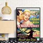 cartel de pelicula con la mano en el cuello