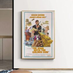 cartel el hombre de la pistola dorada