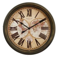 reloj con mapa mundial