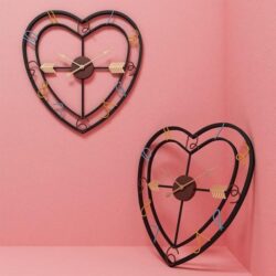 reloj de pared en forma de corazon
