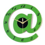 reloj de pared en