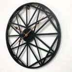 reloj de pared de metal vintage