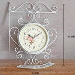 reloj de estacion blanco