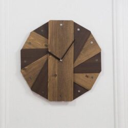 reloj de pared de madera vintage