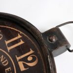 reloj de metal vintage 1