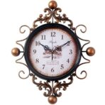 reloj vintage de hierro forjado