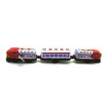 juguete viejo tren mecanico