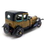 viejo carro de hojalata